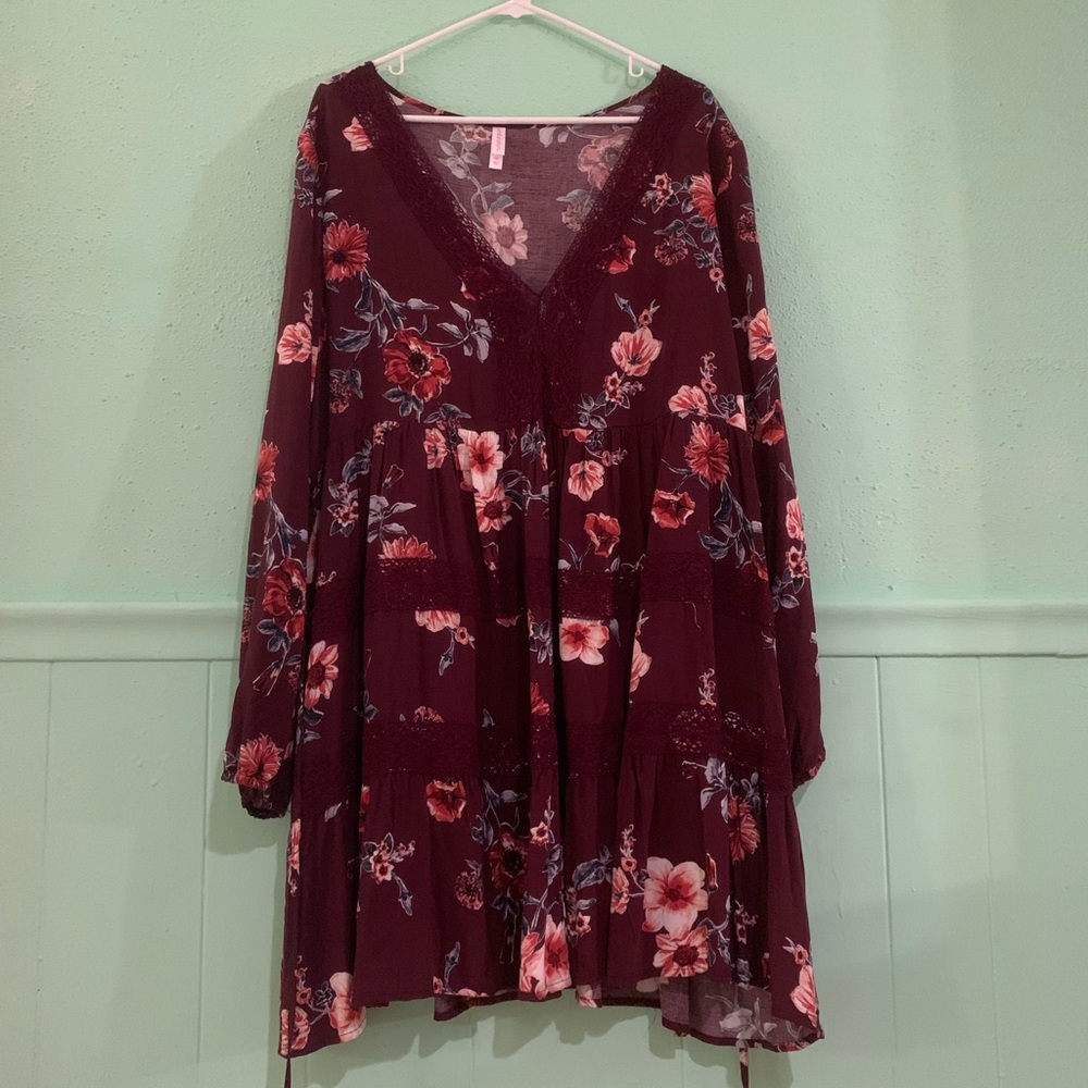 Floral long sleeved dress.